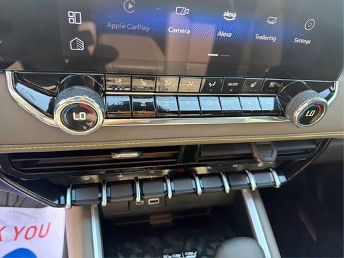 Certified 2025 Chevrolet Colorado ZR2 w/ Midnight Edition AWD/4WD image 27