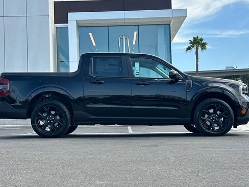 New 2026 Ford Maverick Lariat w/ Black Appearance Package AWD/4WD image 2