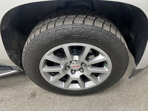 Used 2020 GMC Yukon XL Denali image 20
