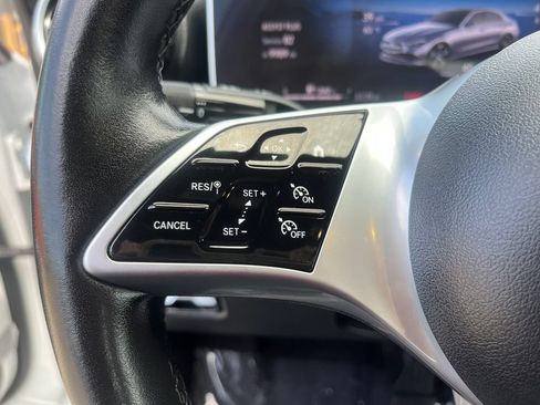 Used 2025 Mercedes-Benz C 300 4MATIC Sedan image 25