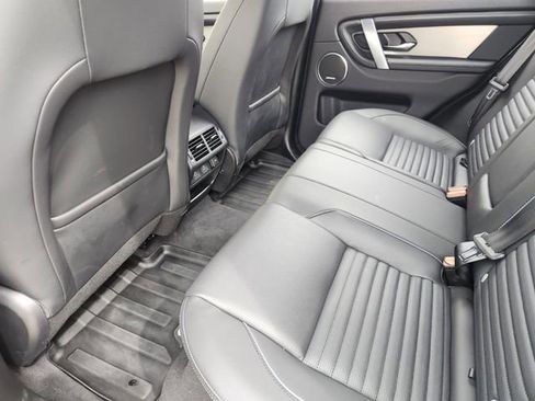 Used 2025 Land Rover Discovery Sport Dynamic SE image 29