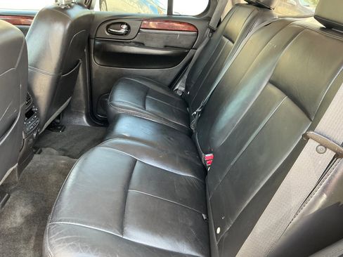 Used 2007 GMC Envoy Denali image 13