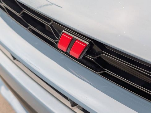 Used 2023 Dodge Hornet GT w/ GT Blacktop Package image 11