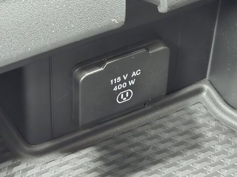 Used 2025 RAM 1500 Big Horn image 14