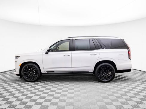 Certified 2023 Cadillac Escalade Sport Platinum w/ LPO, ONYX Package AWD/4WD image 5