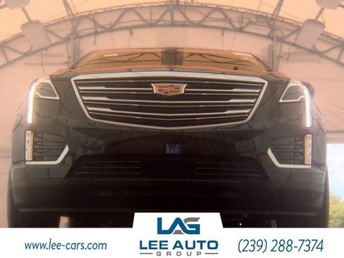 Used 2018 Cadillac XT5 Premium Luxury FWD image 1