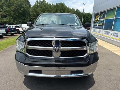 Used 2019 RAM 1500 Tradesman w/ Chrome Appearance Group RWD image 2
