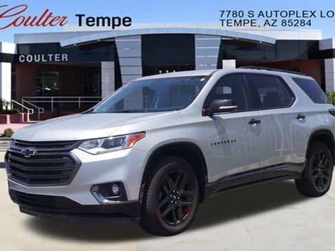 Used 2020 Chevrolet Traverse Premier w/ Redline Edition FWD image 1