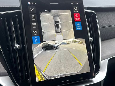 New 2026 Volvo XC90 T8 Ultra w/ Protection Package AWD/4WD image 24