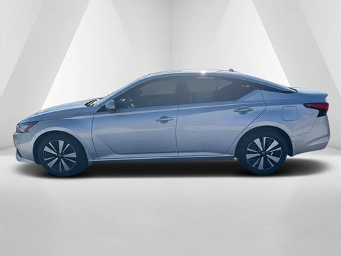 Used 2019 Nissan Altima 2.5 SV image 4