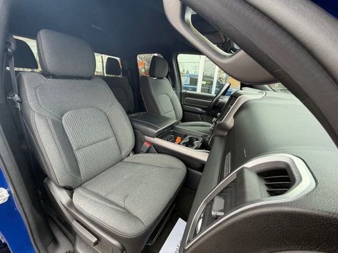 Used 2019 RAM 1500 Big Horn AWD/4WD image 13