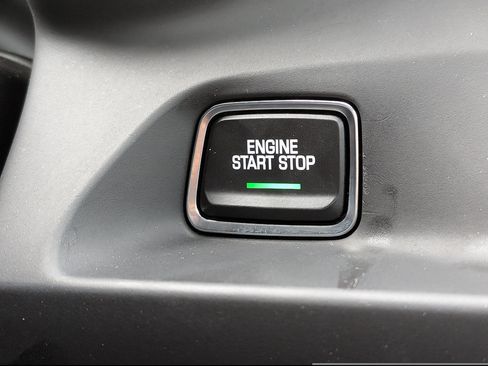 Certified 2021 Chevrolet Camaro LT RWD image 23
