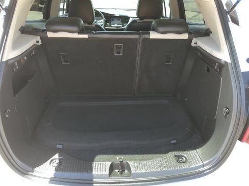 Used 2021 Buick Encore Preferred w/ Safety Package II AWD/4WD image 23