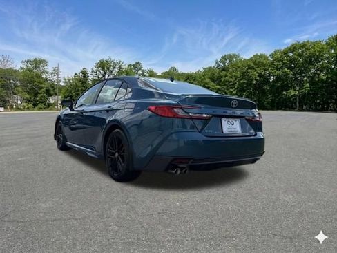 Used 2026 Toyota Camry SE w/ Convenience Package FWD image 6