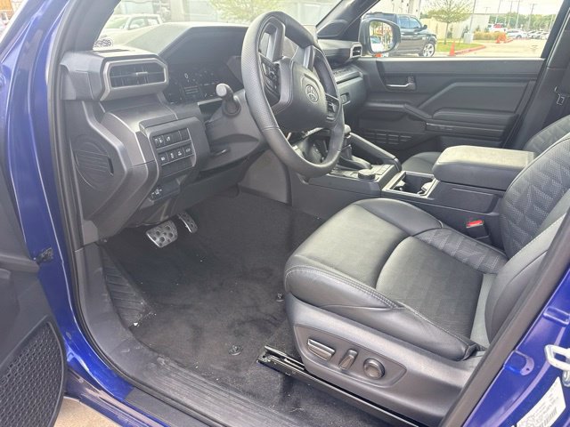 Used 2024 Toyota Tacoma TRD Sport w/ TRD Sport Premium Package RWD image 8