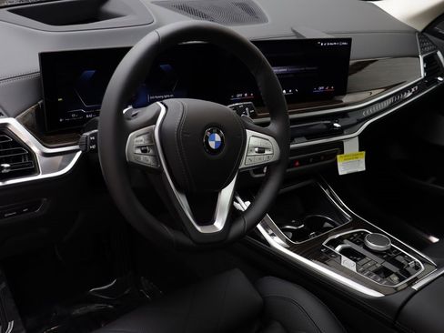 New 2026 BMW X7 xDrive40i image 7