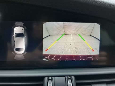 Used 2019 Alfa Romeo Giulia RWD image 34