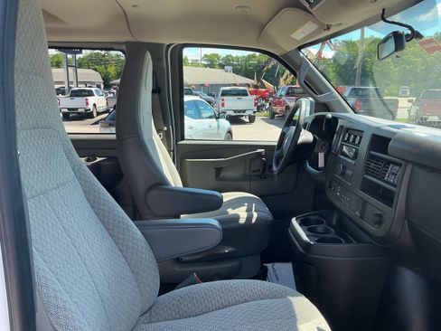 Certified 2023 Chevrolet Express 3500 LS RWD image 11