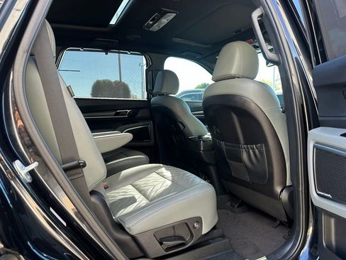 Used 2023 Kia Telluride SX X-Line image 28