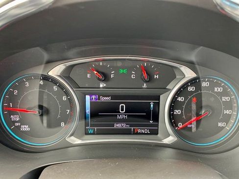 Used 2017 Chevrolet Malibu LT image 18