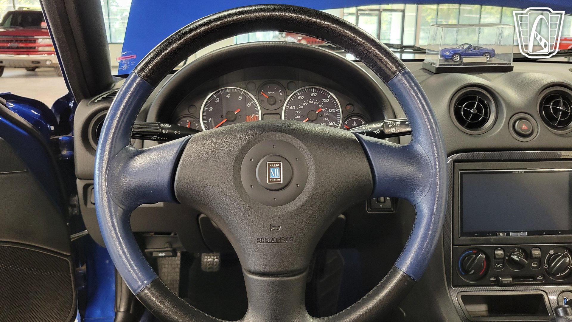 Used 1999 MAZDA MX-5 Miata RWD image 15