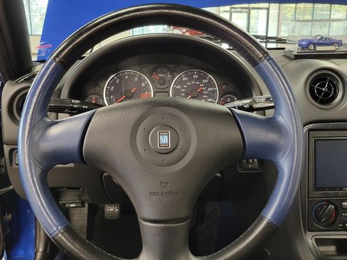 Used 1999 MAZDA MX-5 Miata RWD image 15