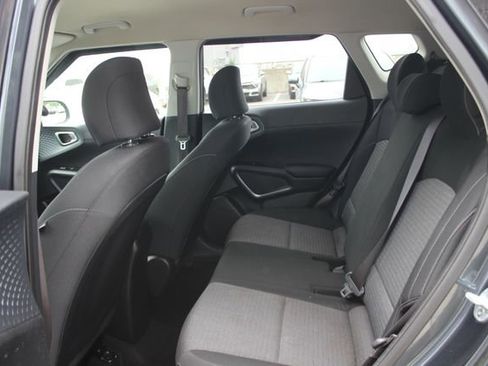 Used 2020 Kia Soul S FWD image 21