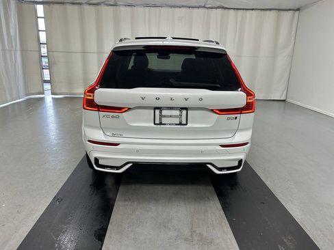 Used 2023 Volvo XC60 B5 Plus w/ Climate Package AWD/4WD image 22