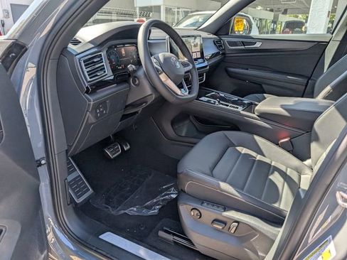 New 2026 Volkswagen Atlas Cross Sport SEL R-Line AWD/4WD image 11