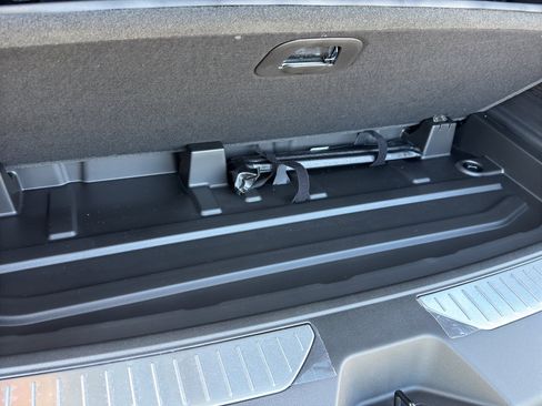 New 2026 Chevrolet Tahoe Premier AWD/4WD image 11