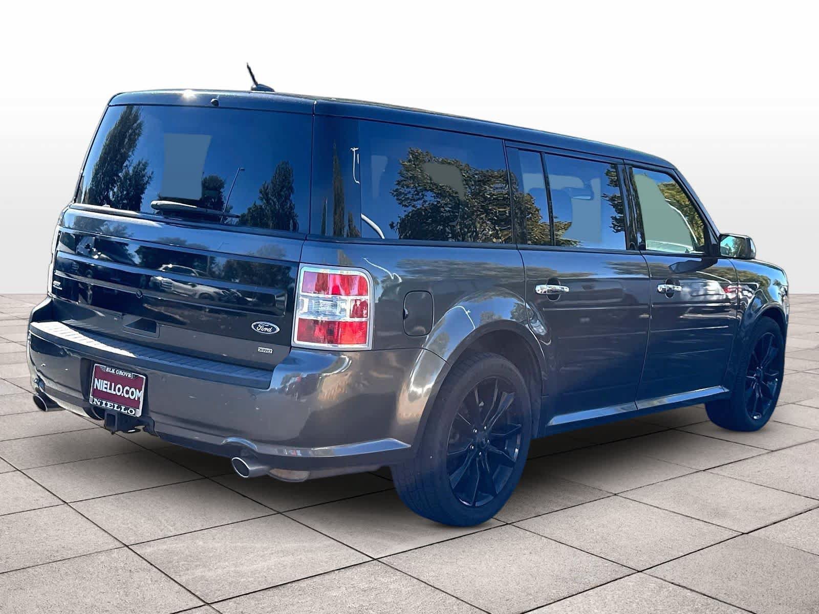 Used 2019 Ford Flex SEL w/ Equipment Group 202A AWD/4WD image 8