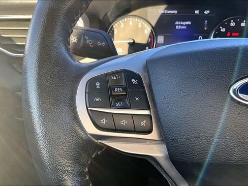 Used 2023 Ford Explorer Limited w/ Equipment Group 301A image 10