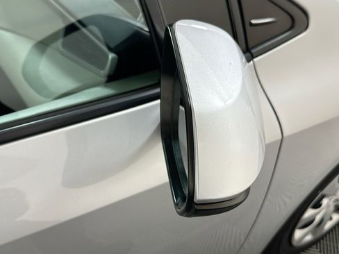 Used 2022 Toyota Corolla LE FWD image 10