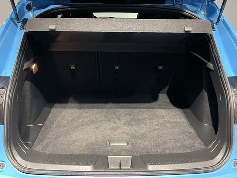 Used 2024 Chevrolet Trax RS image 5