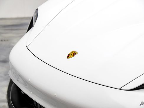 Used 2023 Porsche Taycan 4S AWD/4WD image 29