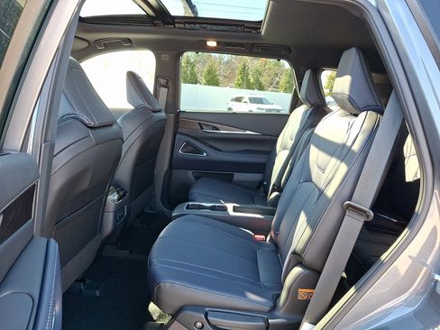 New 2026 INFINITI QX60 Sport image 7