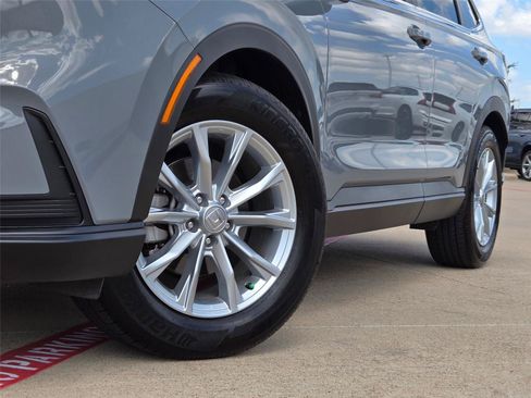 Used 2025 Honda CR-V EX image 8