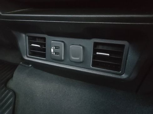 Used 2021 Chevrolet Silverado 1500 LT w/ Z71 Off-Road Package image 90