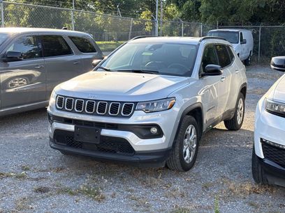 Used 2024 Jeep Compass Latitude