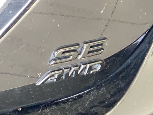 Used 2023 Toyota Camry SE AWD/4WD image 12
