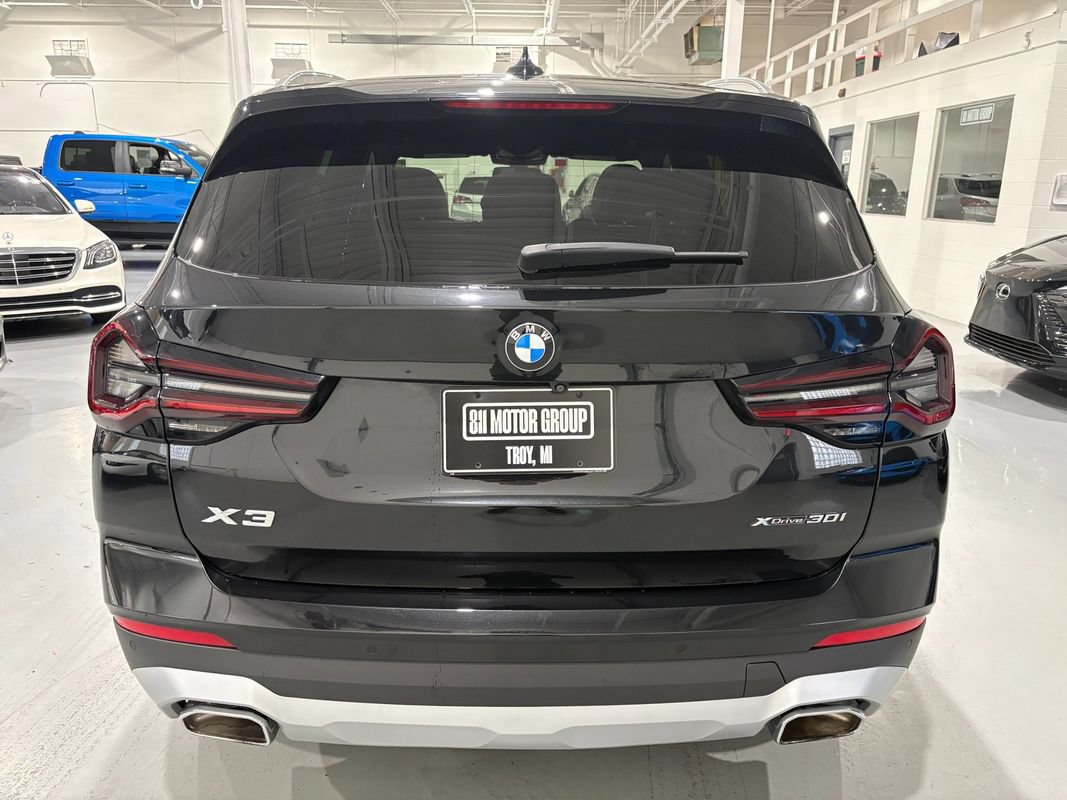 Used 2024 BMW X3 xDrive30i w/ Premium Package w/ZPA AWD/4WD image 6