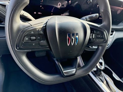 Certified 2025 Buick Envista Preferred image 14