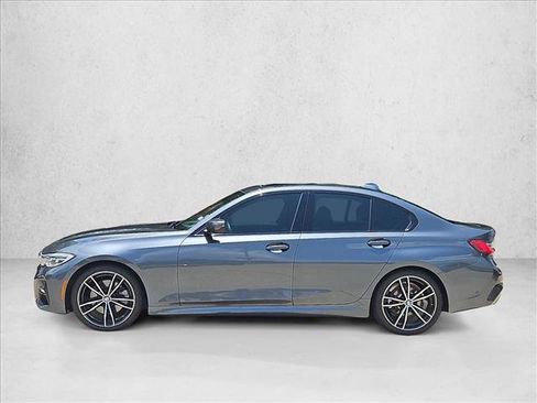 Used 2021 BMW 330i Sedan w/ M Sport Package RWD image 9