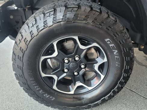 Used 2020 Jeep Wrangler Unlimited Rubicon w/ Quick Order Package 28Y Recon AWD/4WD image 6