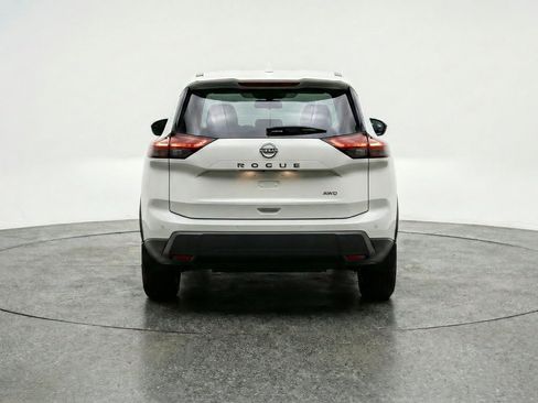 Used 2025 Nissan Rogue SV AWD/4WD image 7