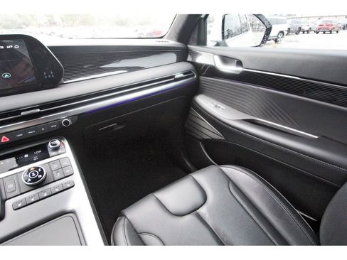 Used 2025 Hyundai Palisade Calligraphy image 14