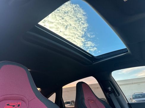 Used 2024 Honda Civic Si image 15