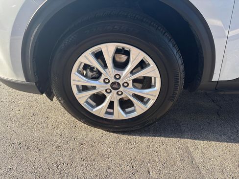 Used 2025 Ford Escape Active AWD/4WD image 4