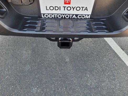 Used 2023 Toyota Tacoma TRD Off-Road w/ Technology Package image 6