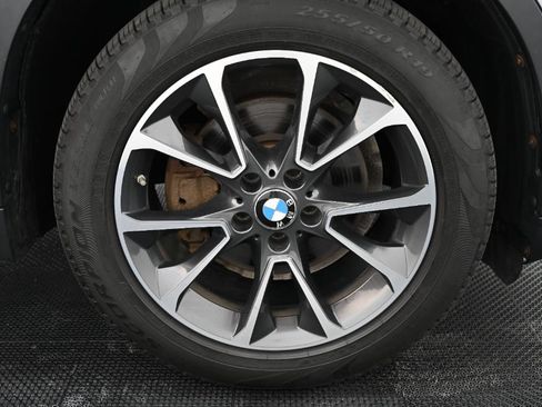 Used 2018 BMW X5 xDrive35d w/ M Sport Package AWD/4WD image 47